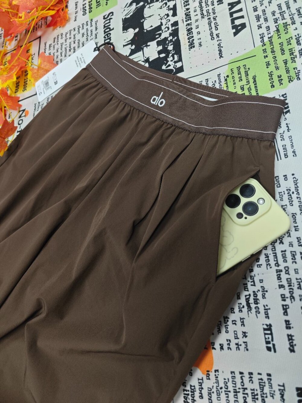 Brand New🥨ALO Yoga Suit Up Trousers Espresso Brown | Regular 30“ - Picture 3 of 7